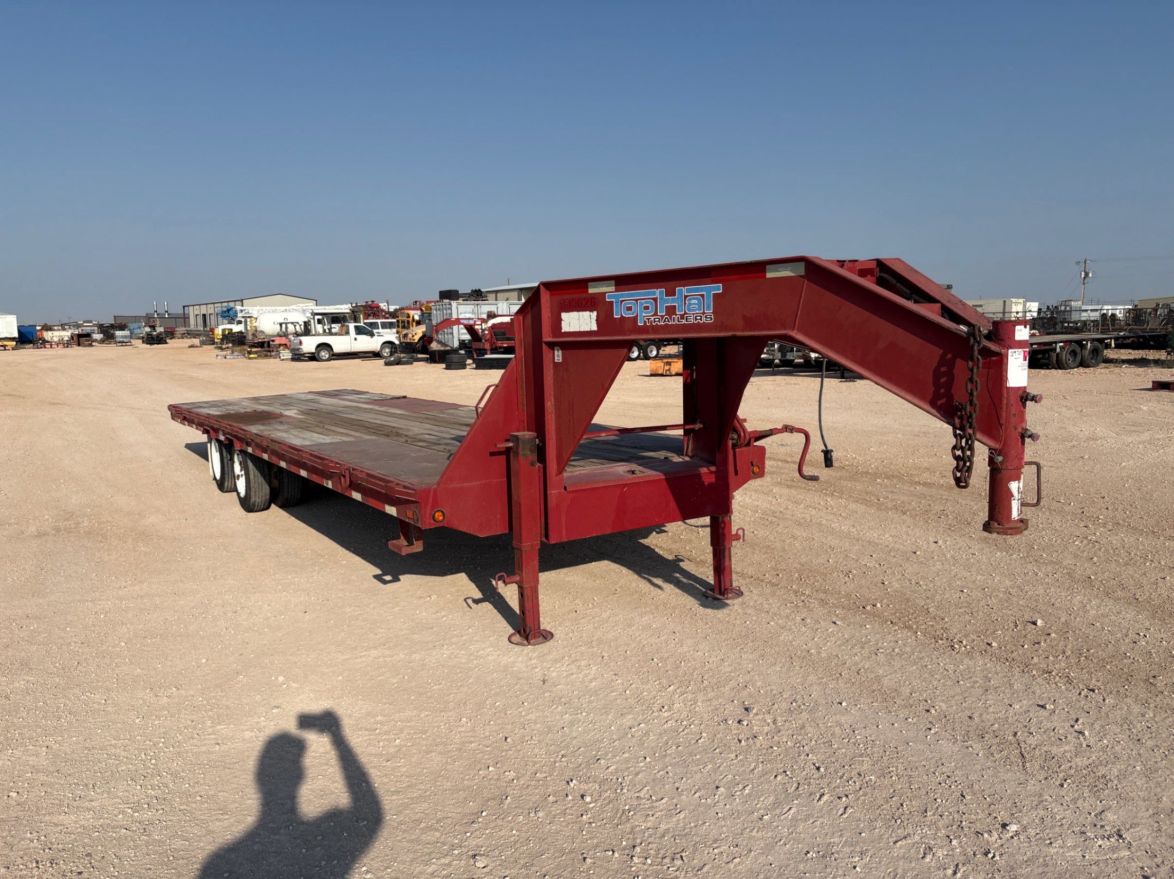 Used 2013 TOP HAT TRAILERS 30’ X 102” T/A GOOSENECK TRAILER