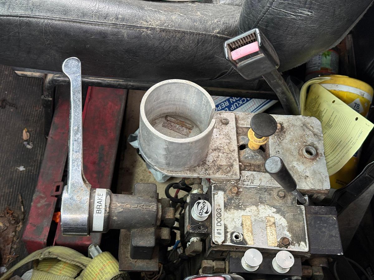 Used 2001 MACK RD688S T/A 45K MECH WINCH TRUCK