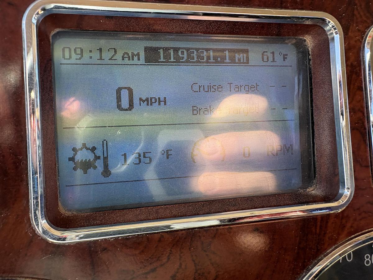 Used 2013 MACK GRANITE T/A DAYCAB POLE TRUCK