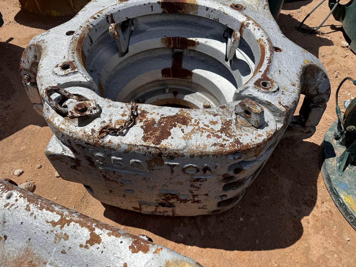 Used LOT W/ (2) BJ 350-TON SLIP TYPE SPIDER CASING ELEVATORS