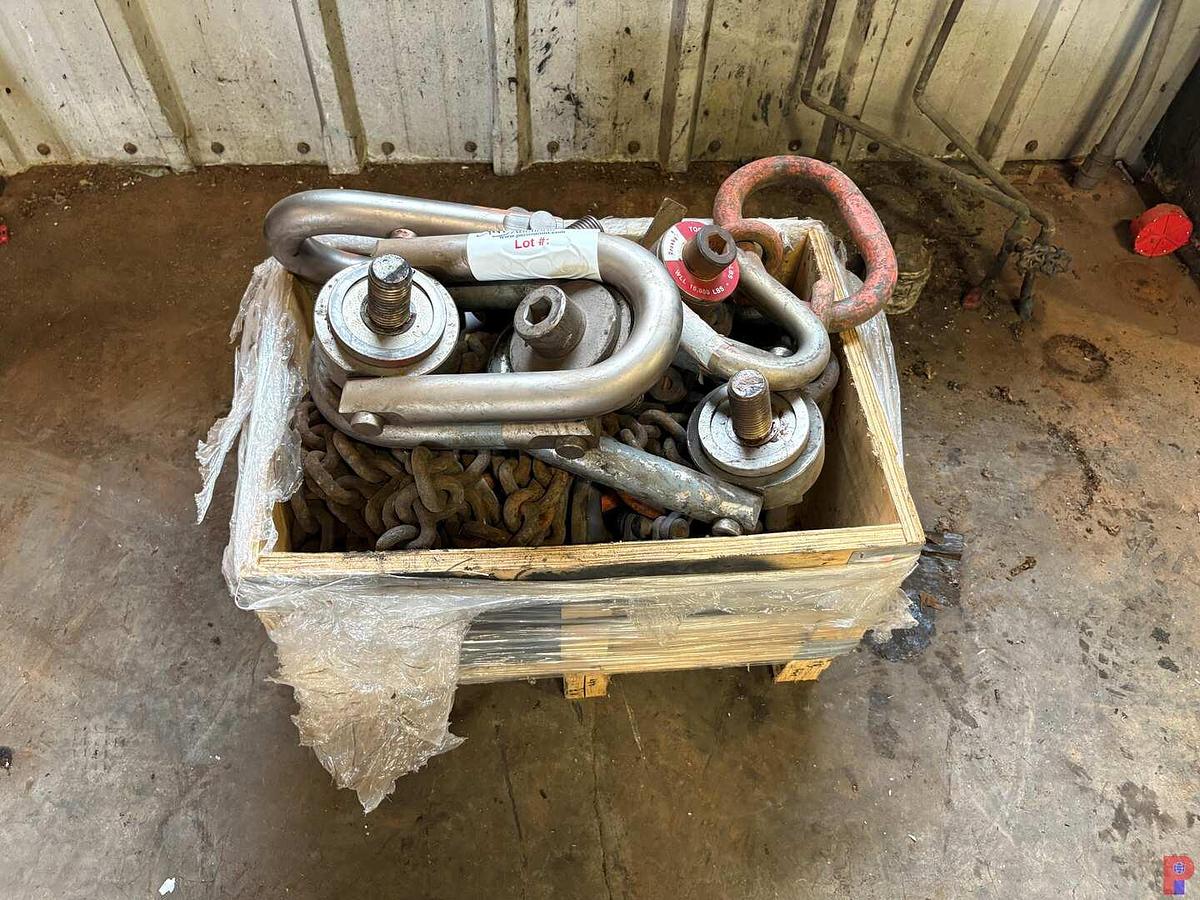 Used BOX OF ASSORTED CHAINS & LIFT NUBBINS