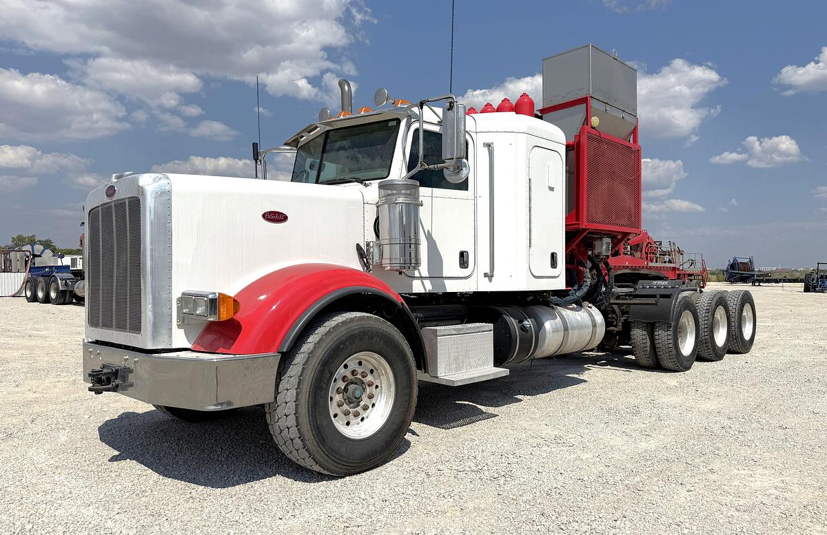 Used 2013 PETERBILT 367 TRI-DRIVE COILED TUBING SUPPORT WET KIT TRUCK