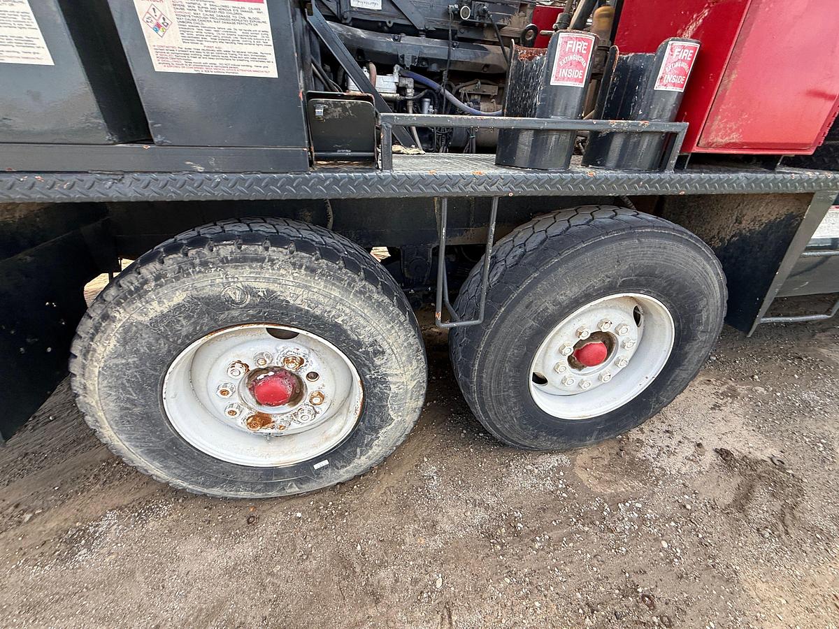 Used FRANKS EXPLORER III 96’-215K 4-AXLE WELL SERVICE WORKOVER RIG