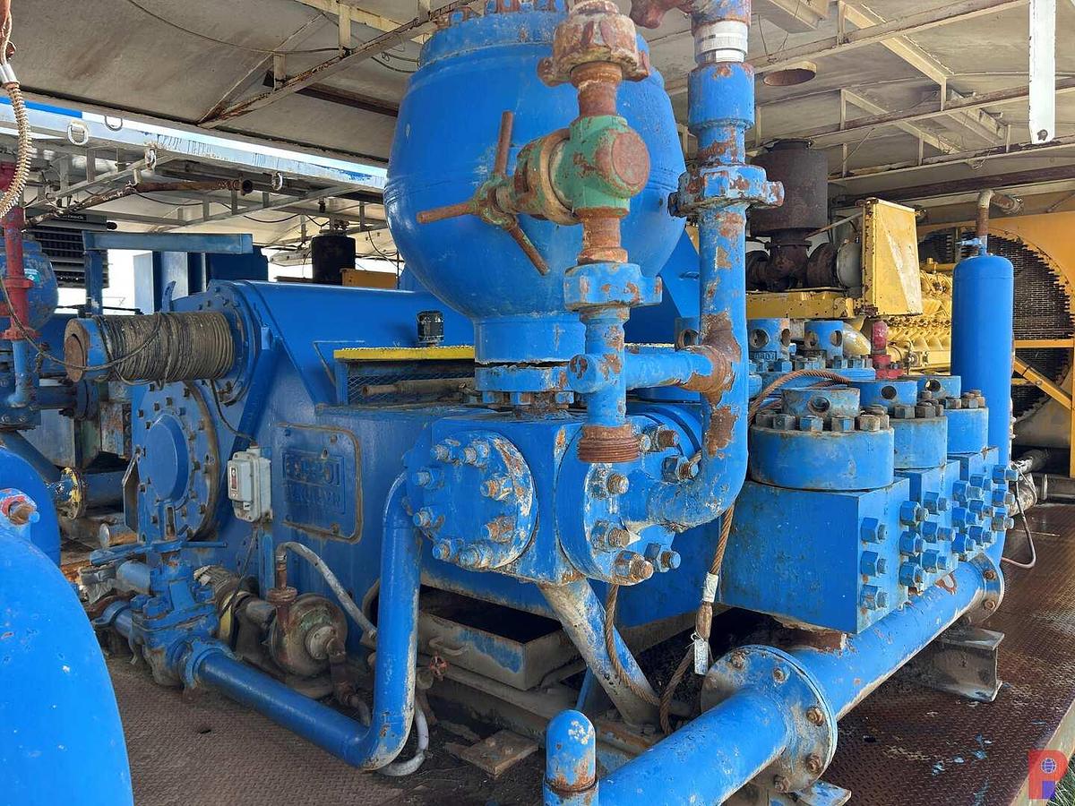 Used NATIONAL 10-P-130 TRIPLEX MUD PUMP P/B CATERPILLAR D399