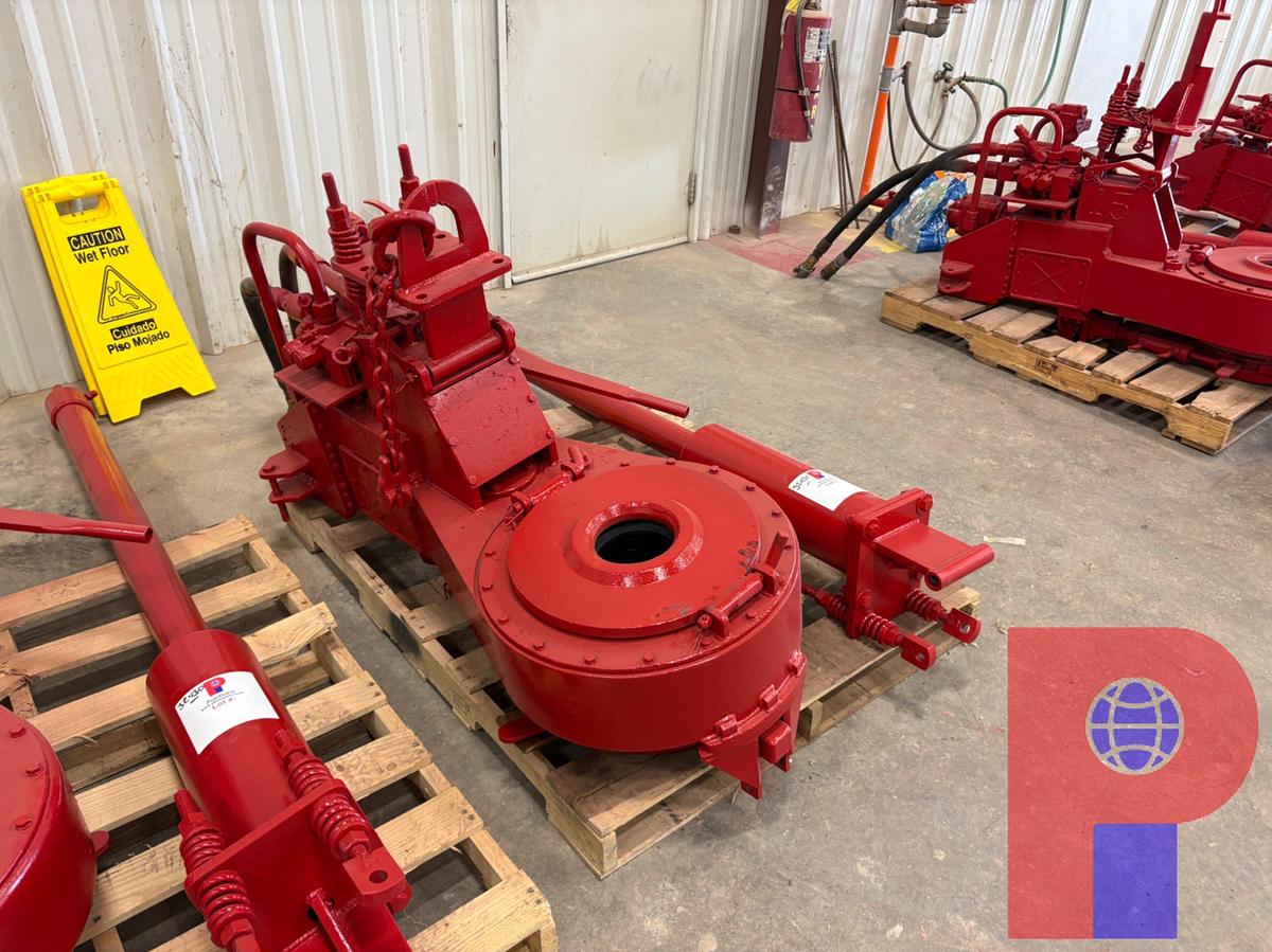 Used MODEL 58-93R HYDRAULIC TUBING TONG W/ 6’ HYD. LIFT CYLINDER