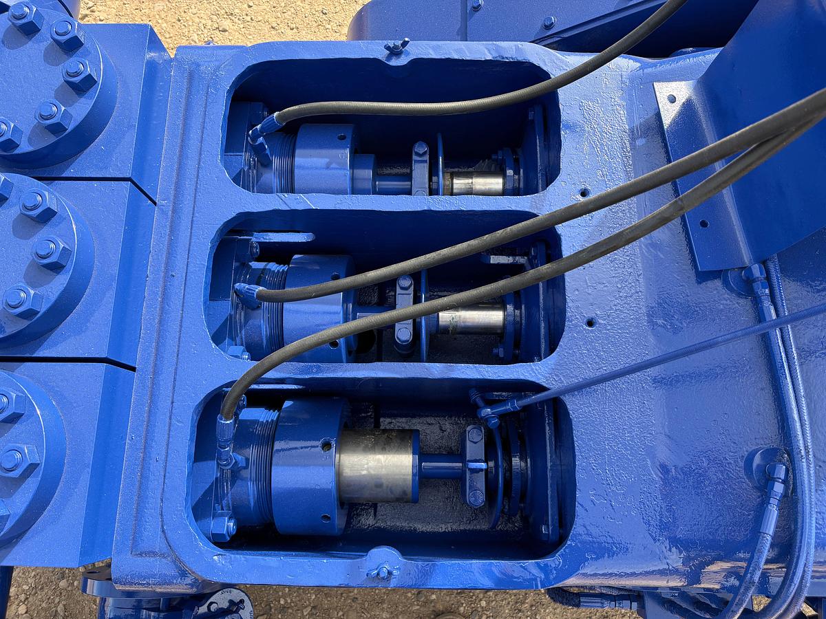 Used 2010 GARDNER DENVER TEE 5K WP FLUID END 4” PLUNGERS TRIPLEX WELL SERVICE PUMP (READY TO WORK)