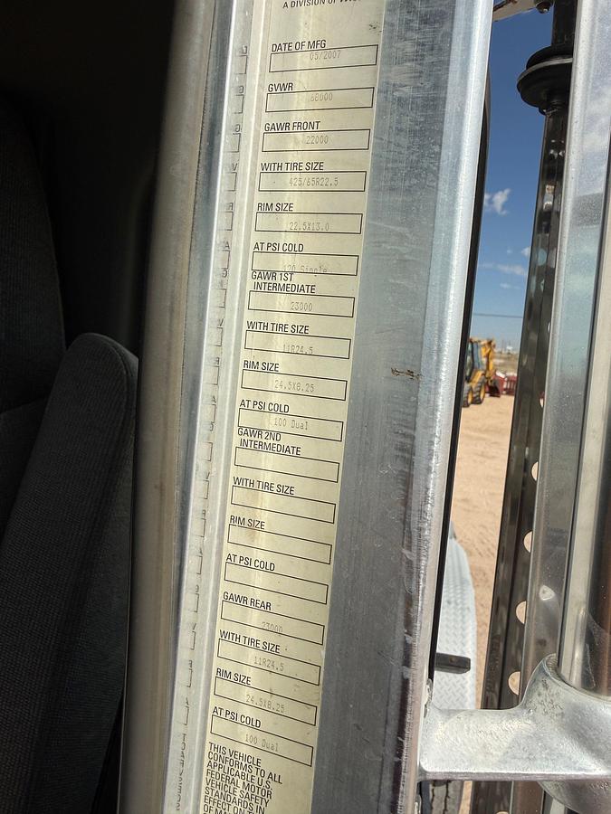 Used 2008 KENWORTH T800 T/A DAYCAB HAUL TRUCK