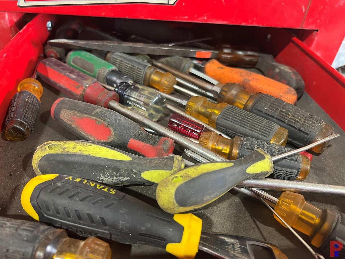 Used US GENERAL 22 DRAWER INDUSTRIAL TOOL BOX & POPULAR MECHANICS TOOL BOX W/ TOOLS TO INCLUDE: SEE DETAILS