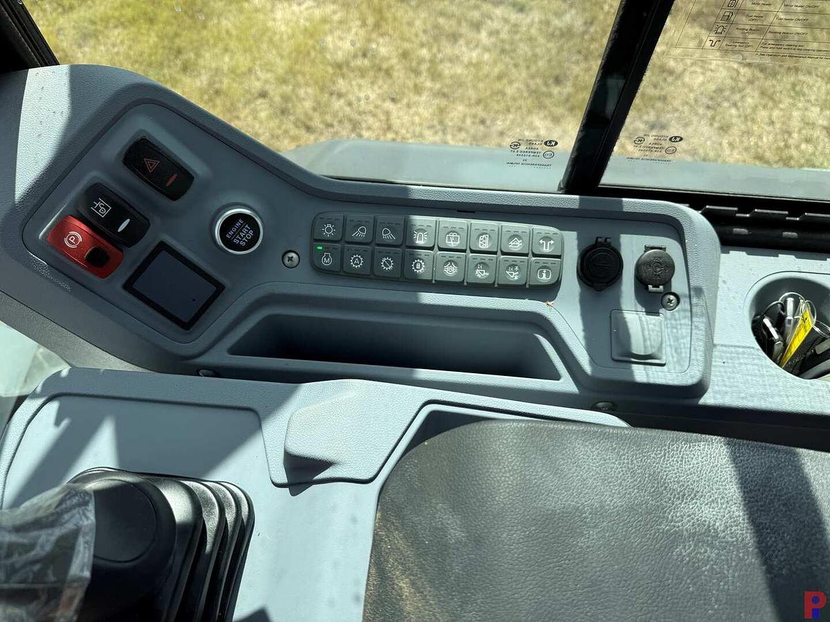 Used (NEW) 2024 DEVELON DL220-7 WHEEL LOADER **3 YEAR 5000 HOUR FULL WARRANTY**