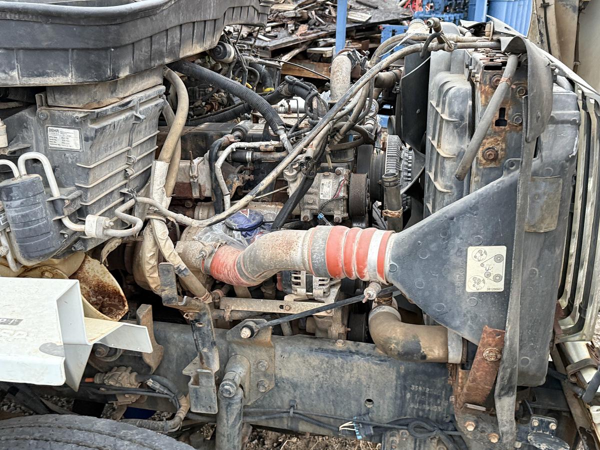 Used WATSON HOPPER GX SWAB RIG MTD ON 2009 INTERNATIONAL WORKSTAR 7500 T/A TRUCK