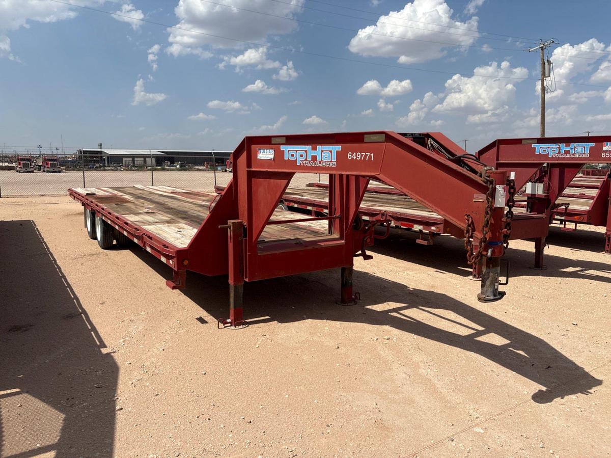 Used 2014 TOP HAT TRAILERS 30’ X 102” T/A GOOSENECK TRAILER