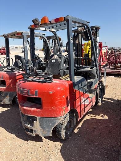 Used HELI CPQYD25-KU1H 5,500LBS FORKLIFT
