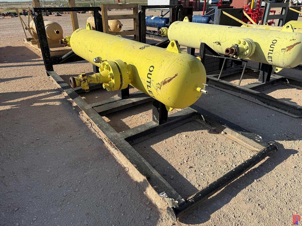 Used SURFACE EQUIPMENT CORP 24" X 12' 5K PSI 3" INLET & OUTLET, VERTICAL SAND SEPARATOR