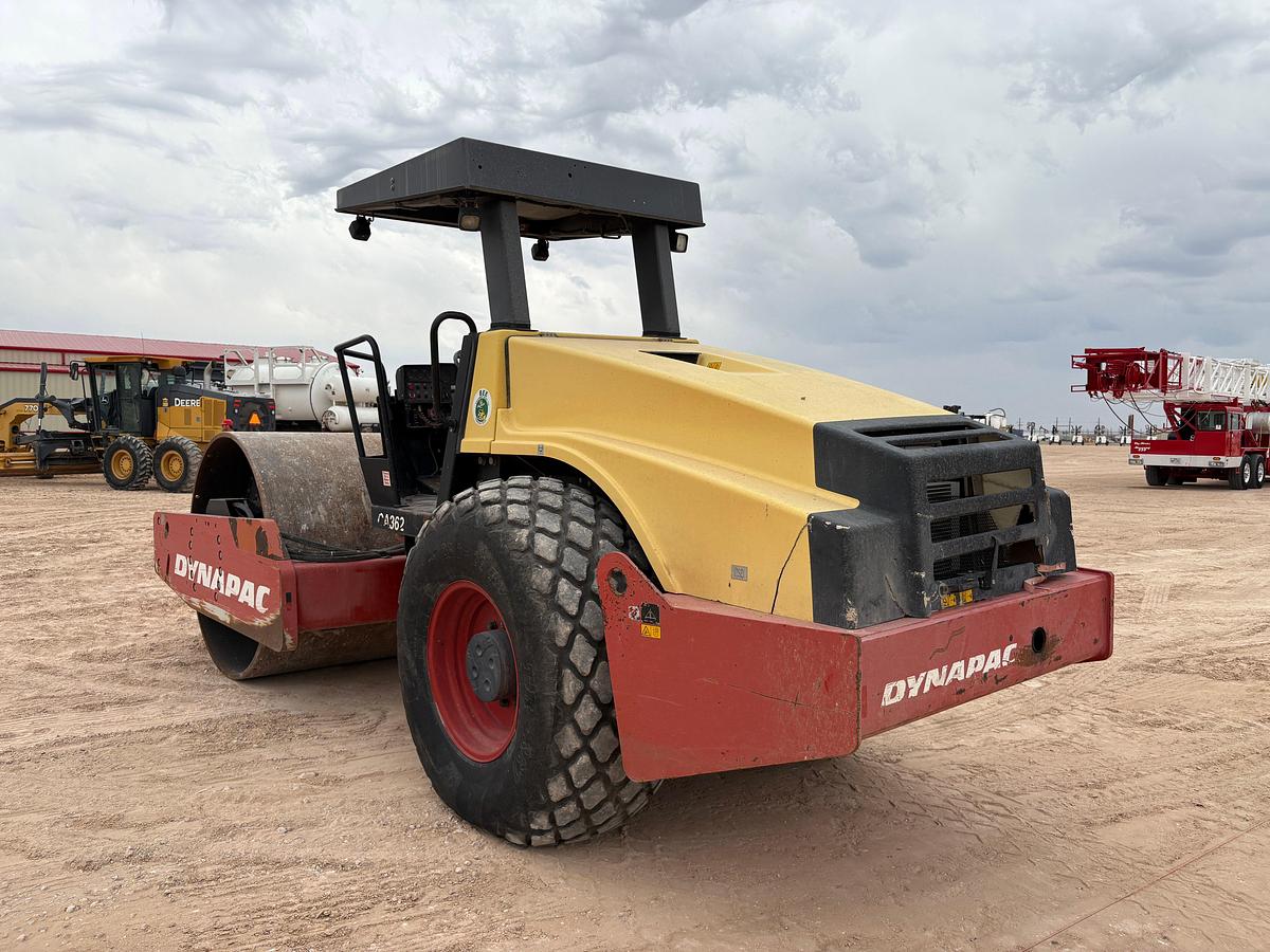 Used 2012 DYNAPAC CA362D VIBRATORY SMOOTH DRUM ROLLER