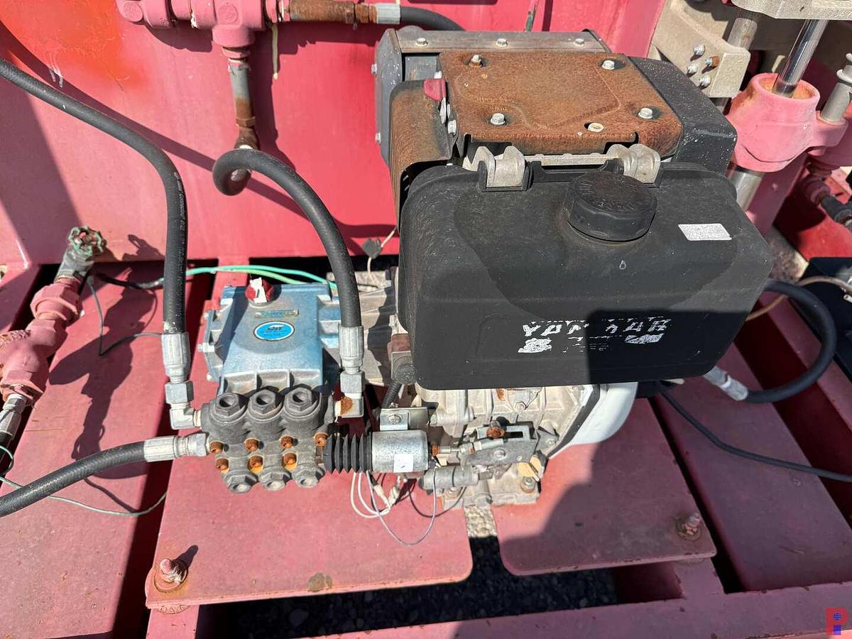 Used 4-STATION 4-BOTTLE ACCUMULATOR CLOSING UNIT SKIDDED