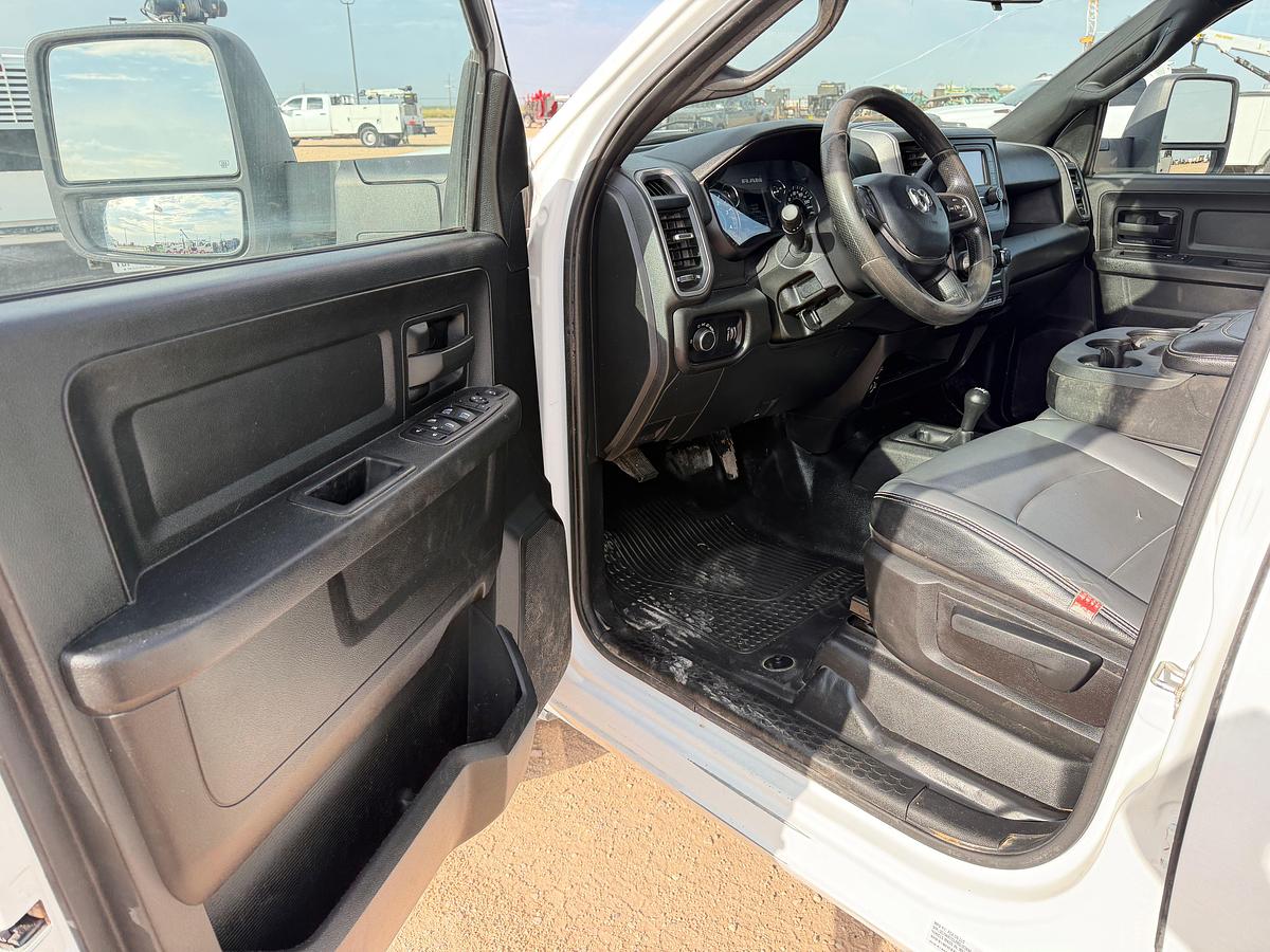 Used 2024 RAM 3500 CREW CAB MECHANICS TRUCK, 4X4