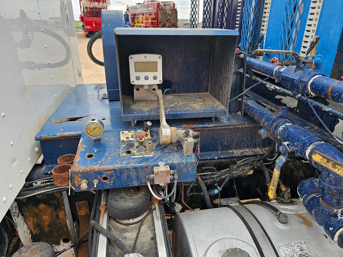 Used 2013 KENWORTH T370 S/A DAYCAB CHEMICAL TREATER TRUCK