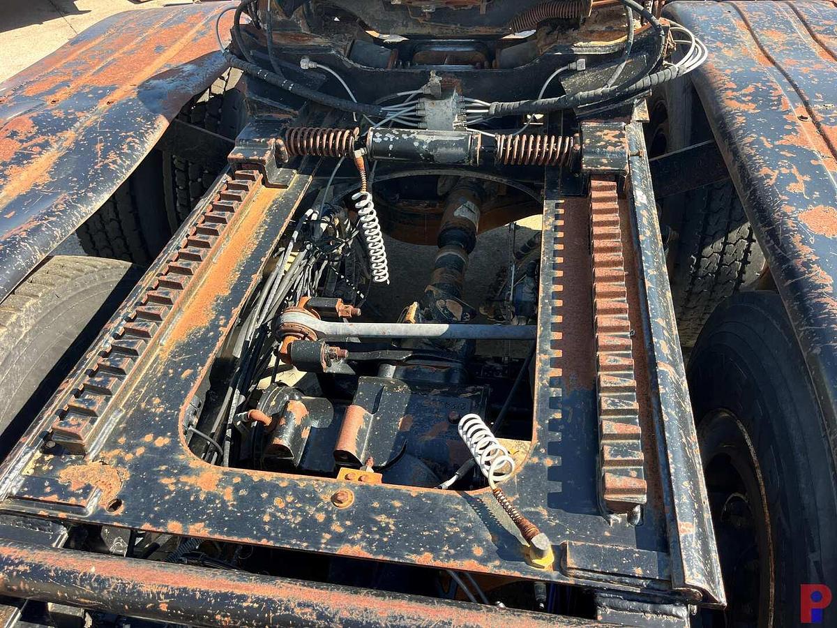 Used 2012 MACK CV713 T/A DAYCAB HAUL TRUCK