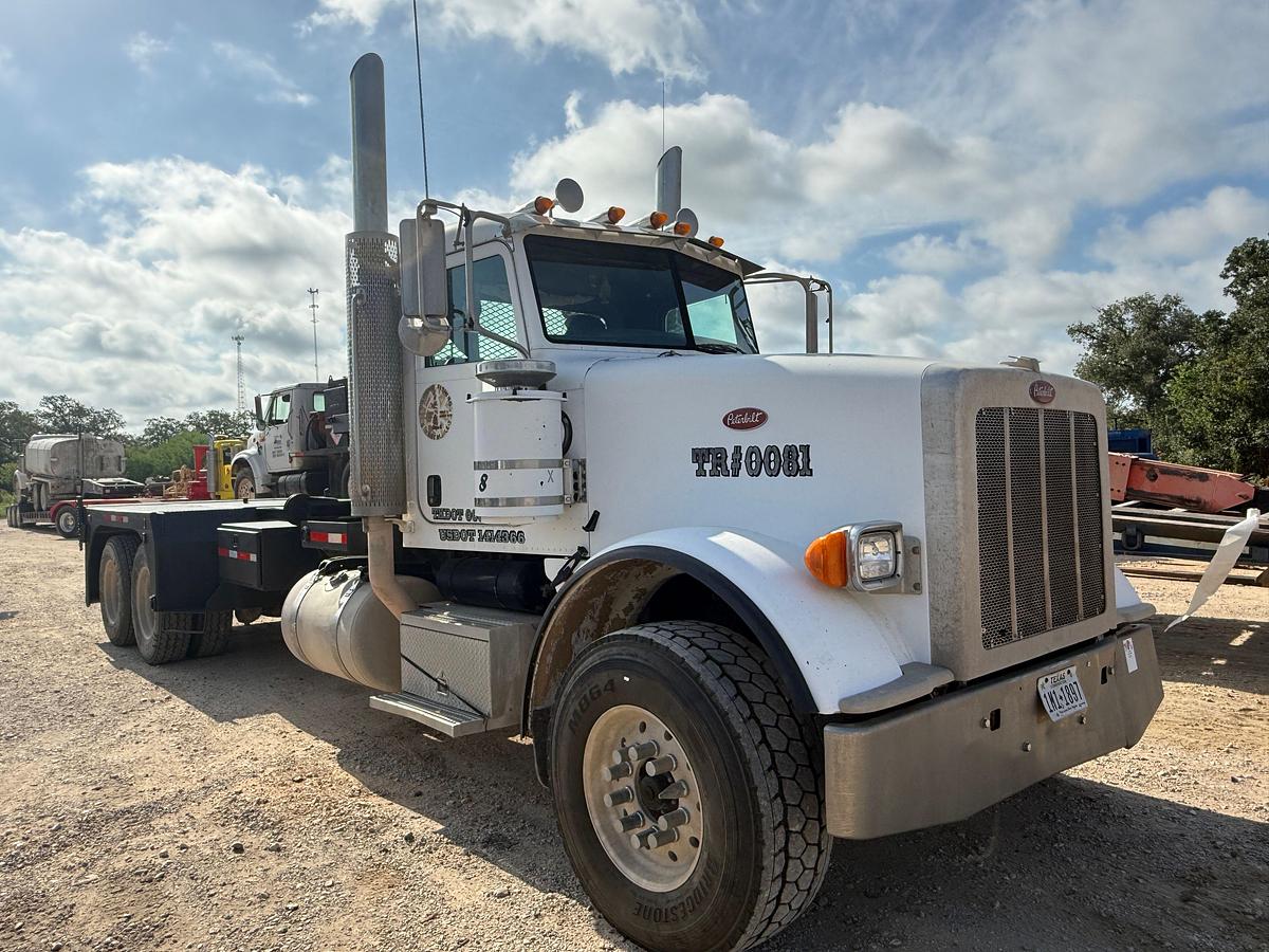 Used 2009 PETERBILT 367 T/A 65K LBS WINCH TRUCK