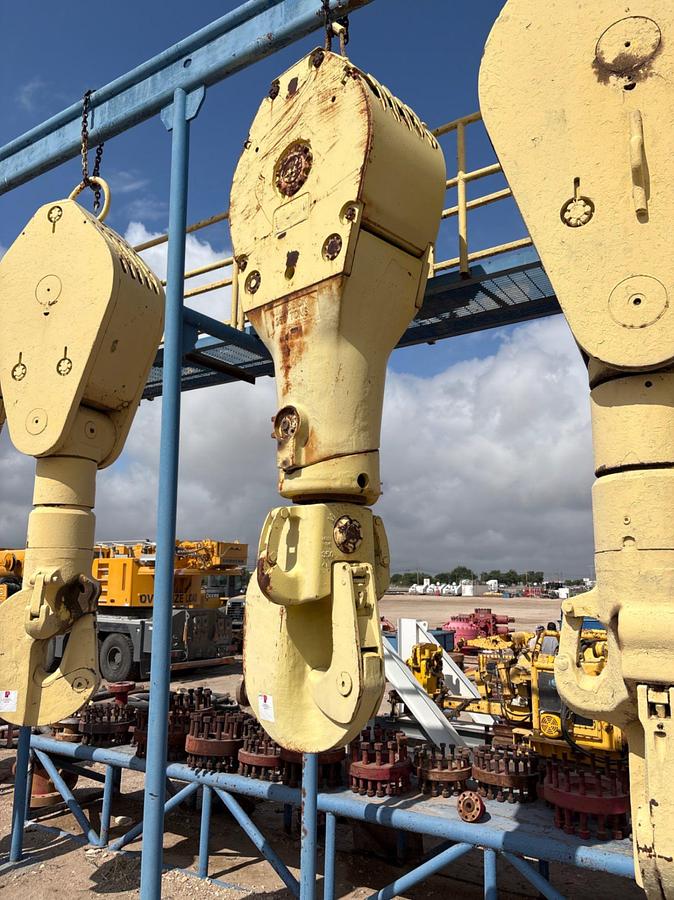 Used MCKISSICK model 465 350-ton block