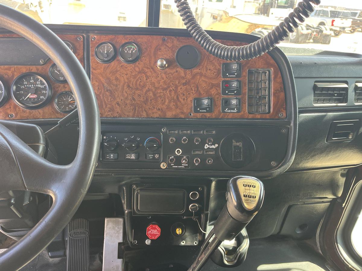 Used 2002 PETERBILT 378 T/A SLEEPER HAUL TRUCK