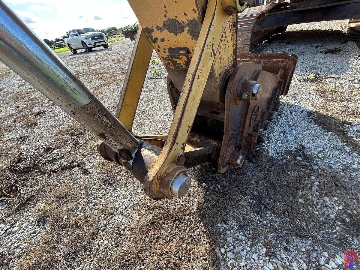 Used 2012 CATERPILLAR 320E CRAWLER EXCAVATOR