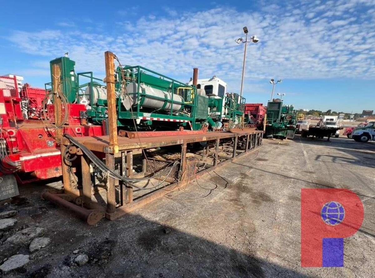 Used SKIDDED 40' HYDRAULIC CATAWALK / PIPE HANDLER
