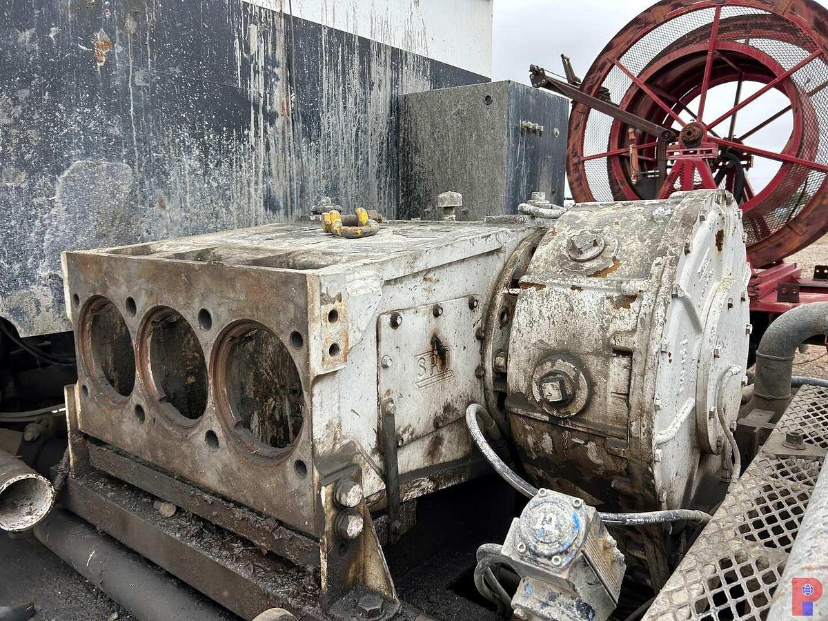 Used 2005 MACK CV513 T/A CEMENT SPM TRIPLEX PUMP TRUCK