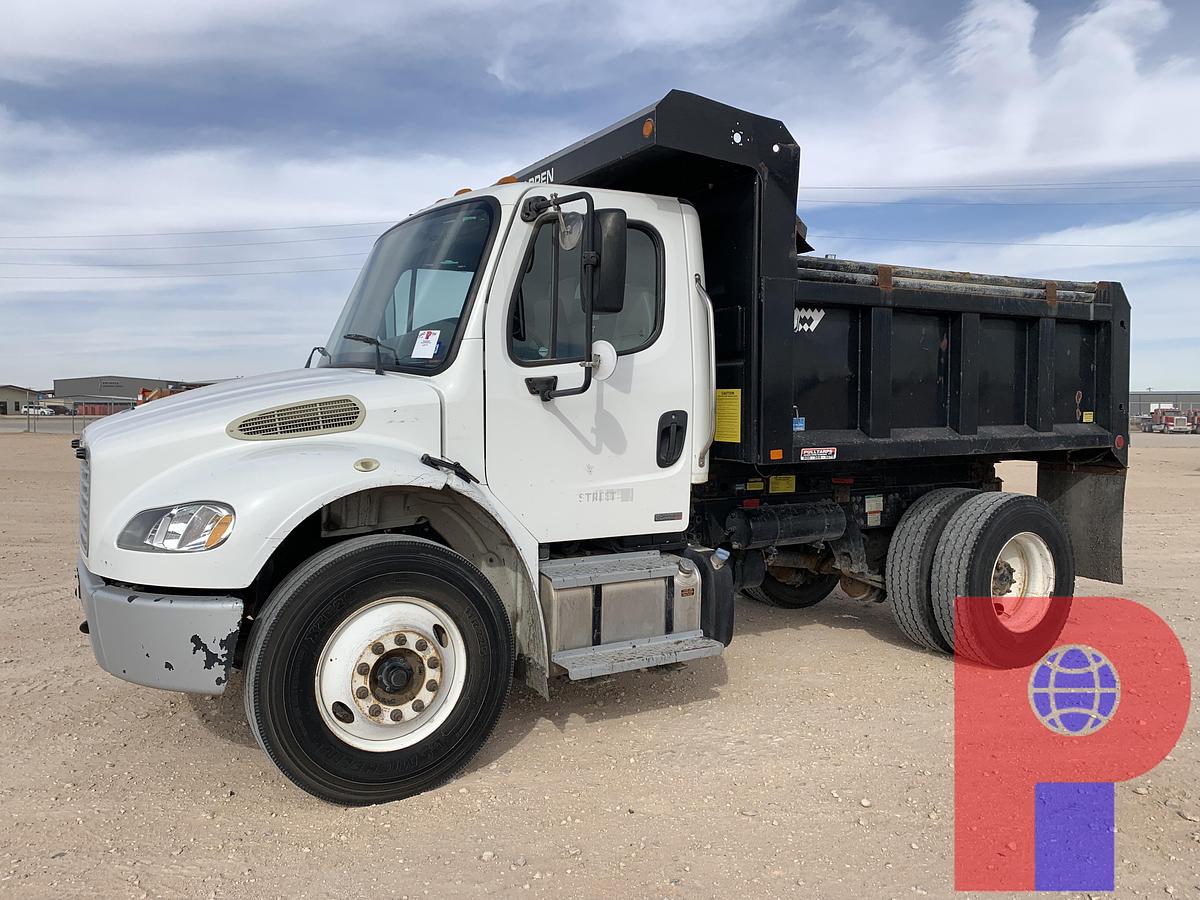 Used 2011 FREIGHTLINER M2 106 S/A DAYCAB DUMP TRUCK