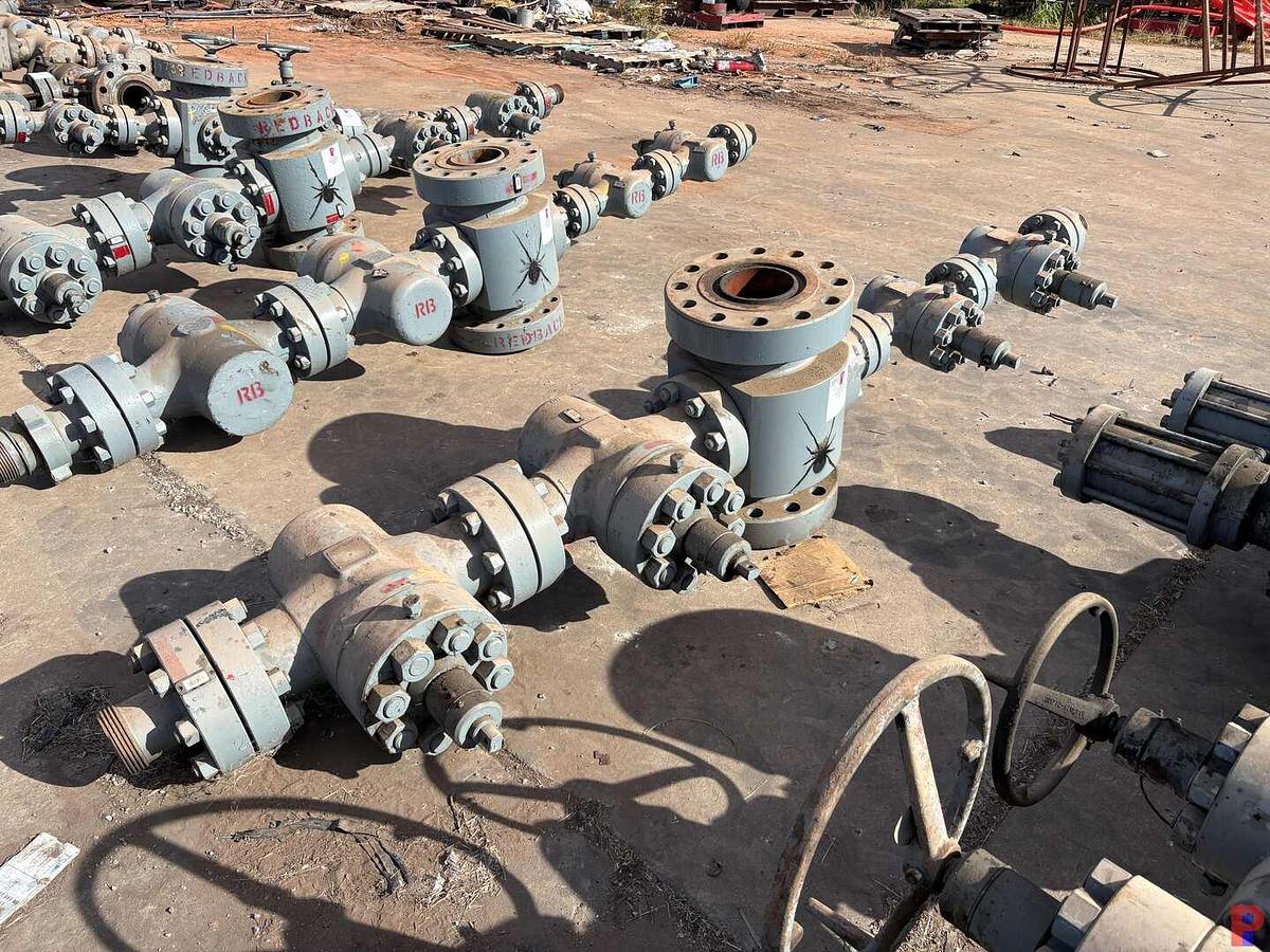 Used 7-1/16” FLUID CROSS W/ (2) 4-1/16” 10K & (2) 2-1/16” 10K GATE VALVES