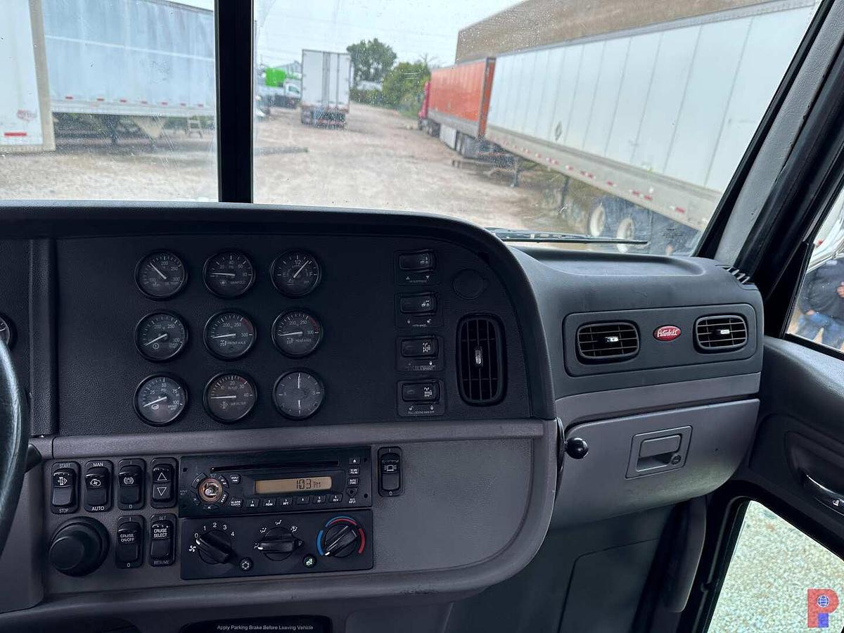 Used 2012 PETERBILT 367 T/A WINCH TRUCK
