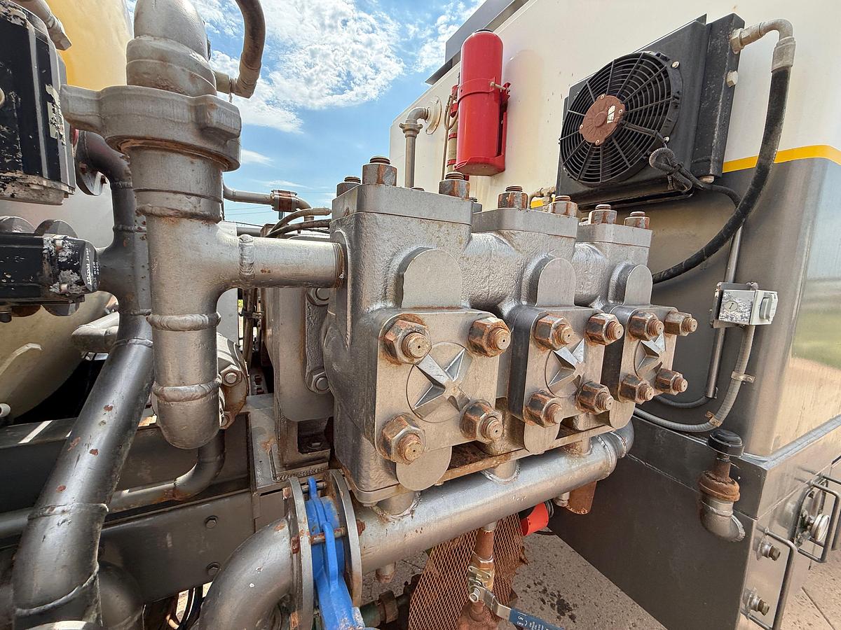 Used 2019 PETERBILT 389 T/A ENERGYFAB 5K WP HOT OIL TRUCK