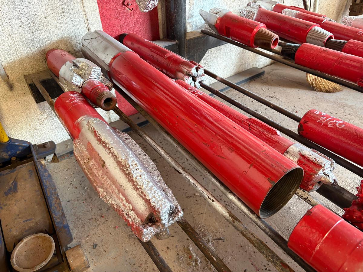 Used (8x$) assorted concave, tapered, & pilot mills