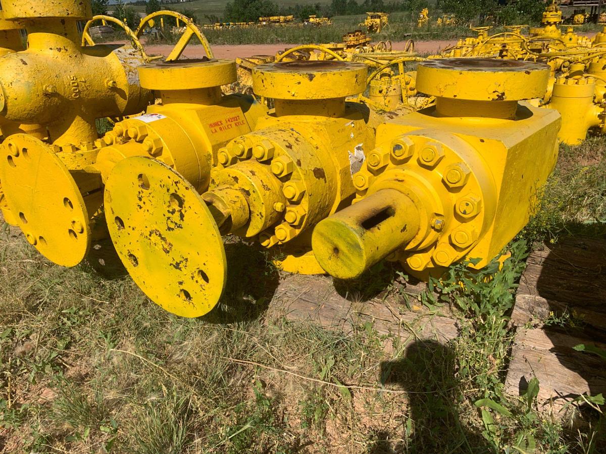 Used (7) 7-1/16 10k Manual Gate Valves