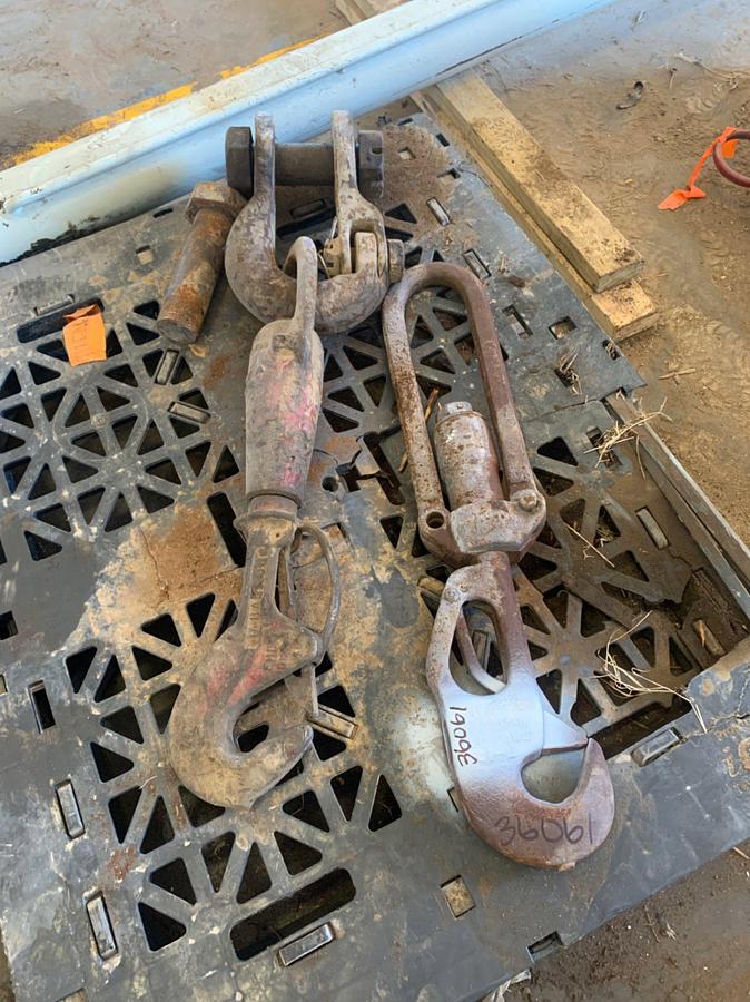 Used (1) OBANNON 20-TON Rod Hook & CLEVIS,  (1) RATIGAN 20-TON Rod Hook