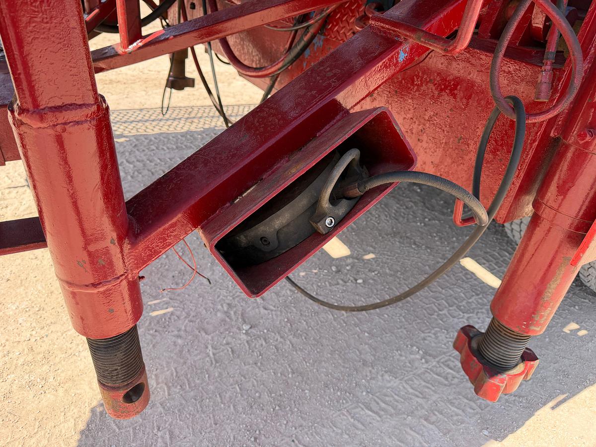 Used 1980 TAYLOR 4-AXLE WELL SERVICE RIG