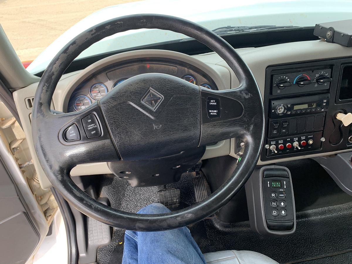 Used 2009 INTERNATIONAL WORKSTAR 7500 T/A DAYCAB VACTOR HYDROVAC TRUCK