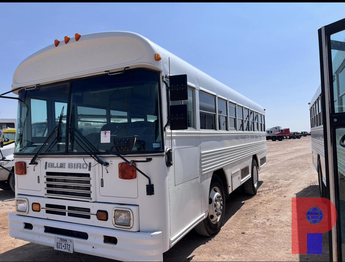 Used 2000 BLUE BIRD TC2000 BUS