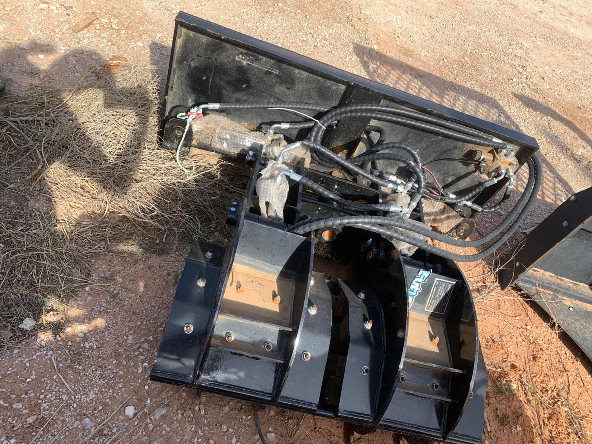 Used 36” Skid Steer Clamp Grabber