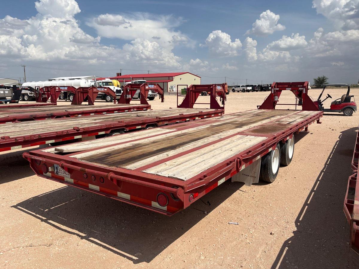 Used 2014 TOP HAT TRAILERS 30’ X 102” T/A GOOSENECK TRAILER