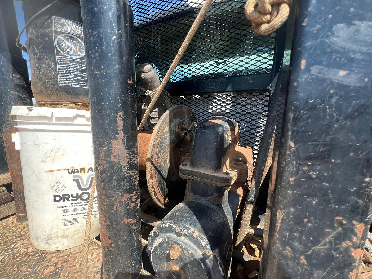 Used 2006 FORD F-650 SUPER DUTY ROUSTABOUT TRUCK