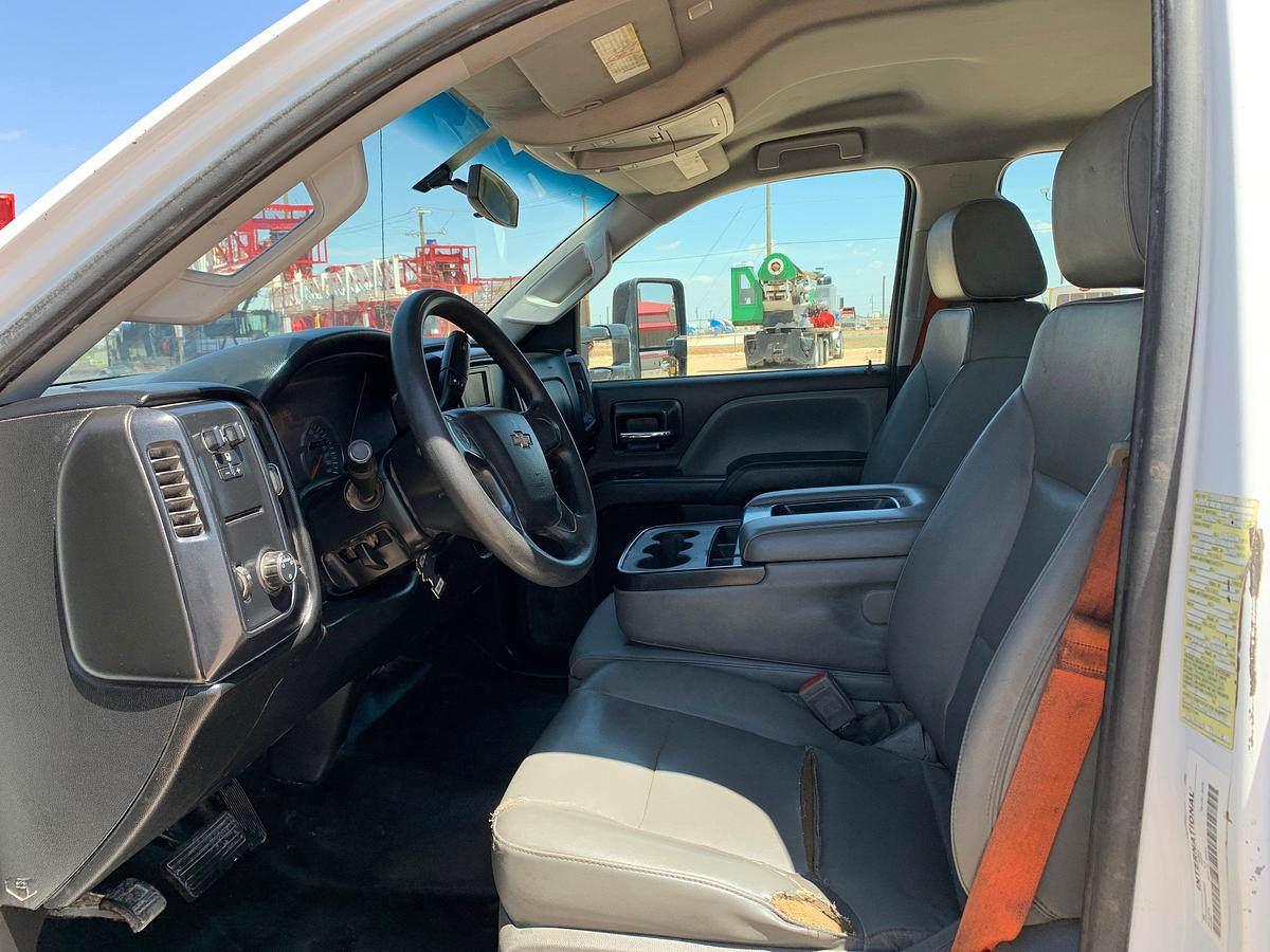 Used 2022 CHEVROLET SILVERADO 6500HD FLATBED TRUCK