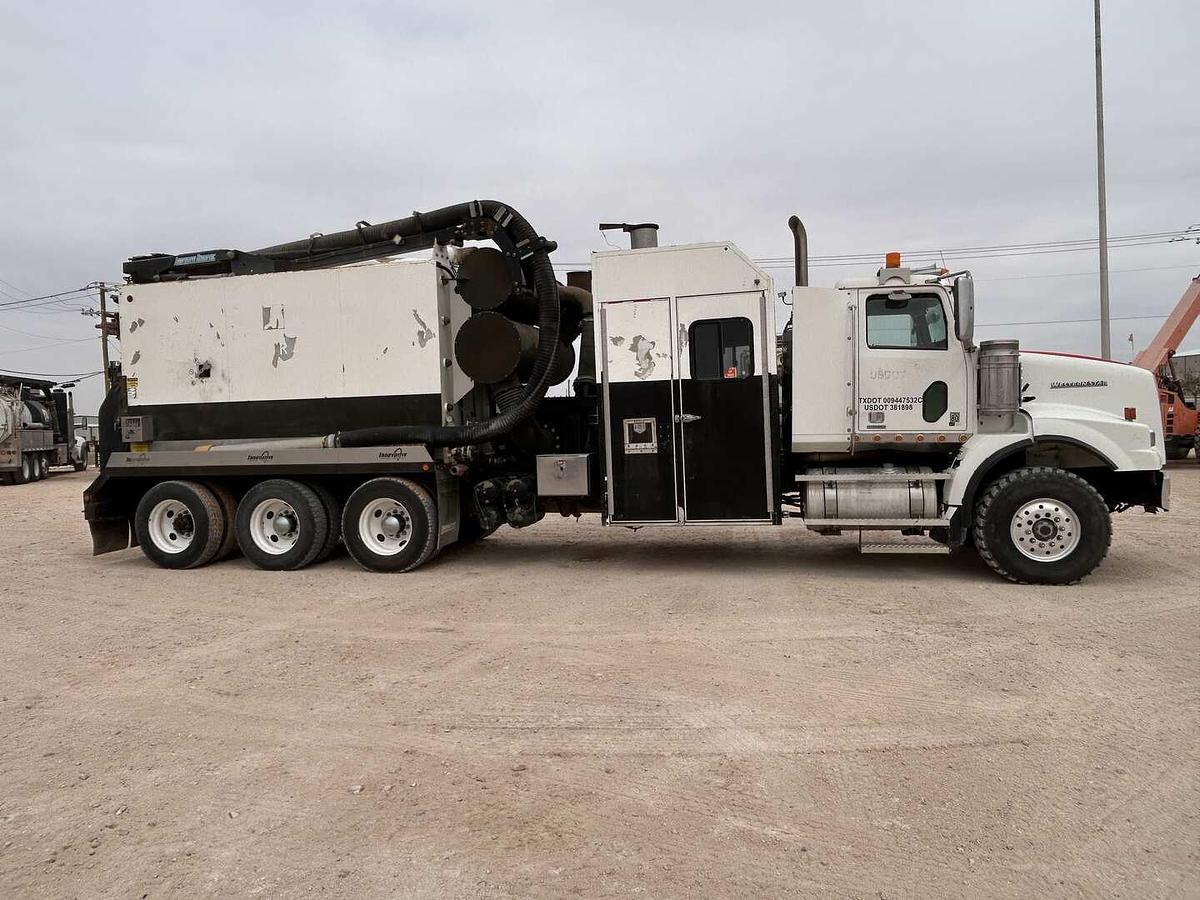 Used 2013 WESTERN STAR 4900 SB HYDROVAC TRUCK