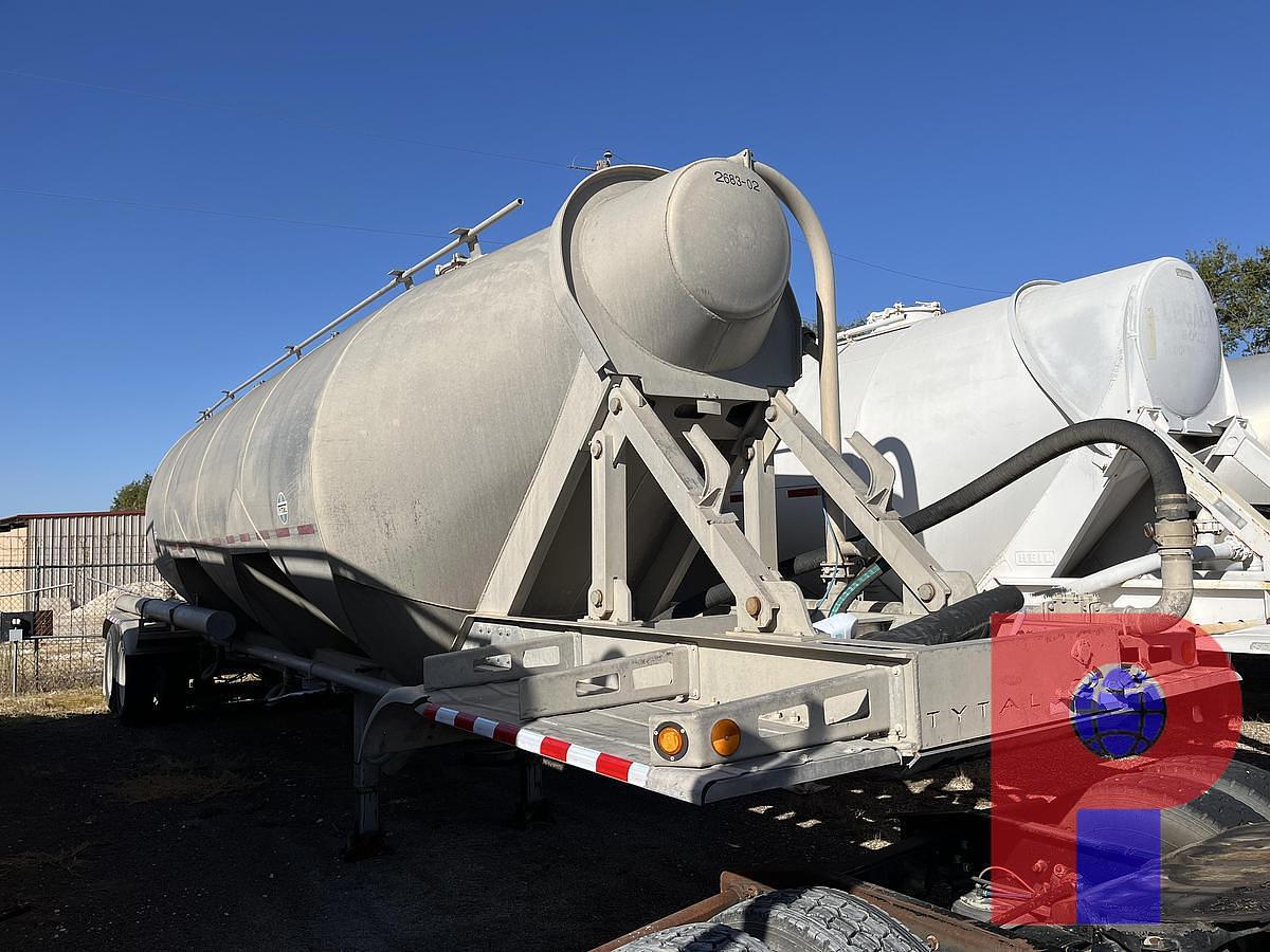 Used 2015 TYTAL PNEUMATIC TRAILER