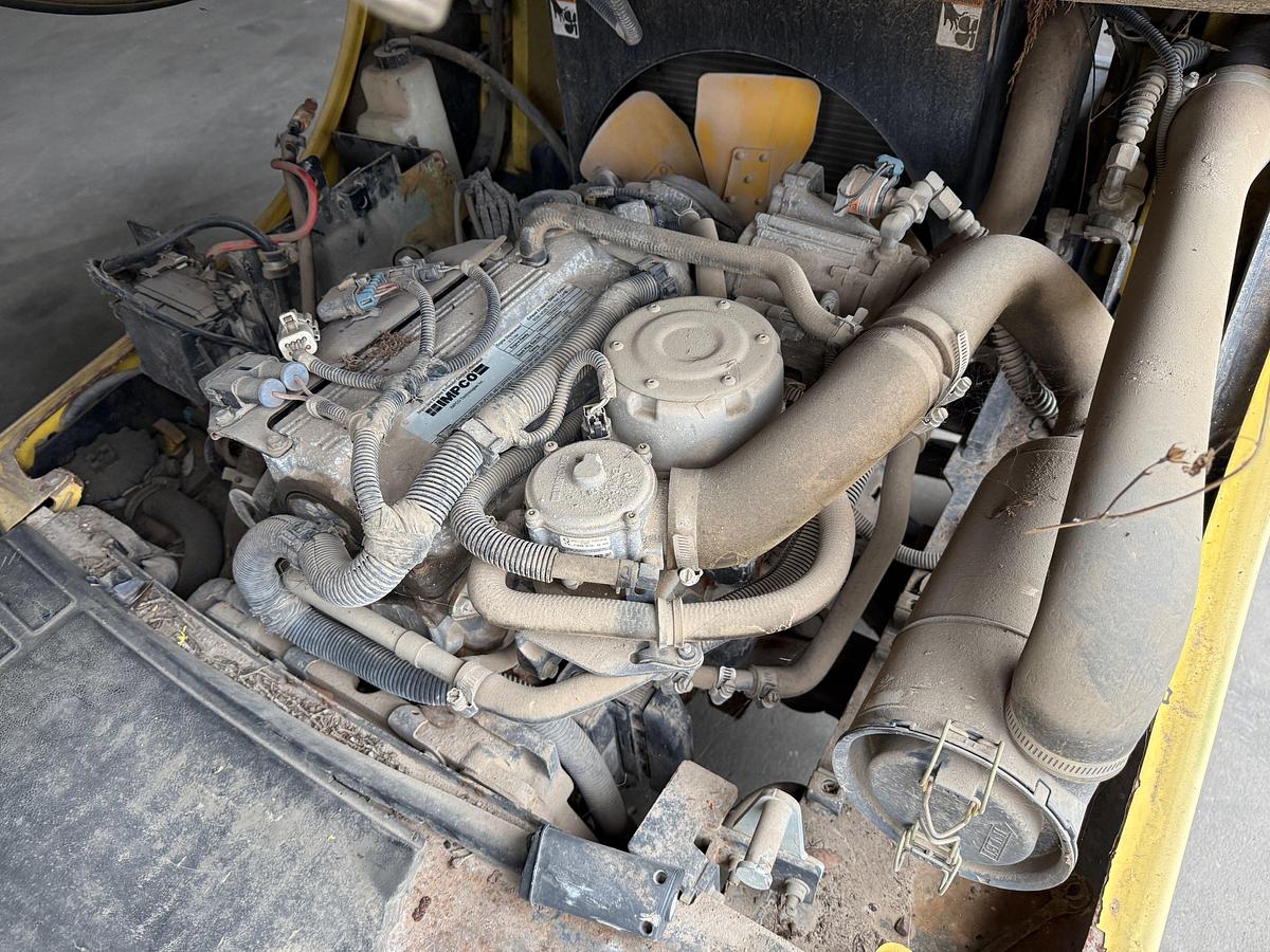 Used HYSTER H50FT 5K LBS FORKLIFT (INOPERABLE)