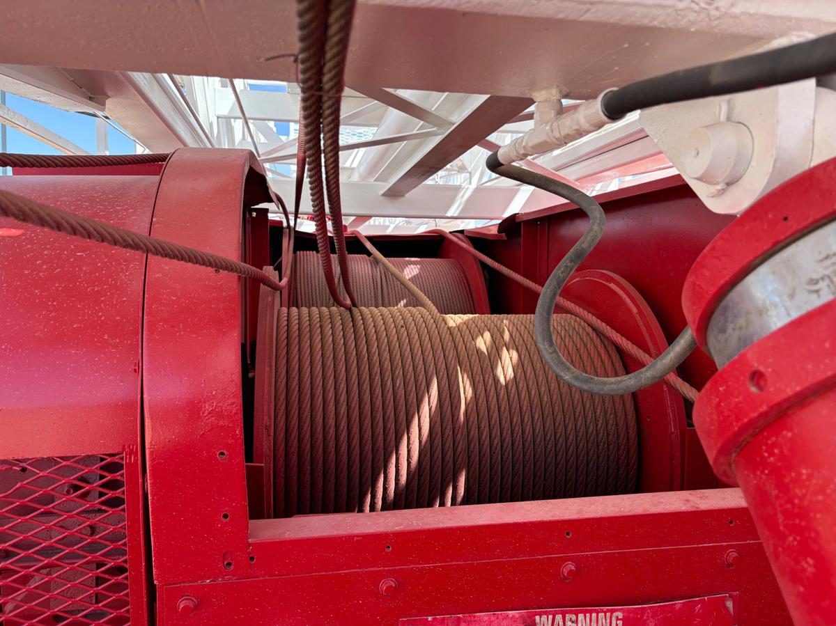 Used 2012 RIG WORKS MUSTANG DOUBLE DRUM 5-AXLE WELL SERVICE RIG