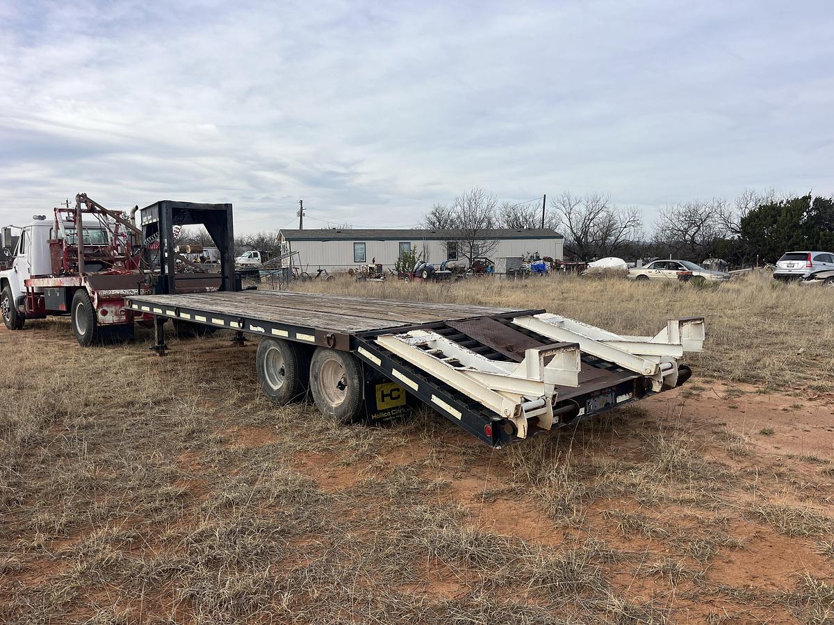 Used 1997 KALYN SIEBERT 25’ DOVE TAIL GOOSENECK TRAILER