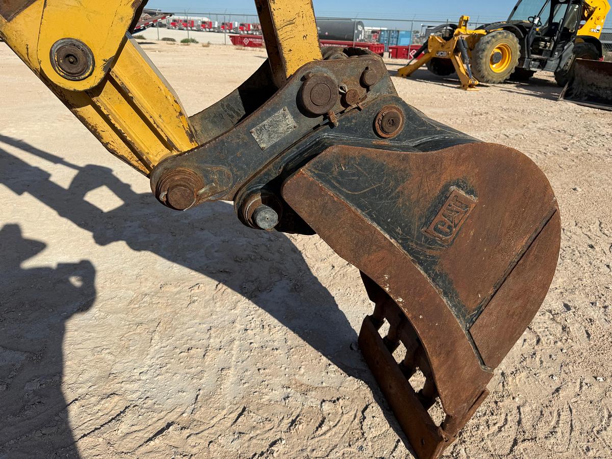 Used 2006 CATERPILLAR 420D EXTENDAHOE BACKHOE LOADER