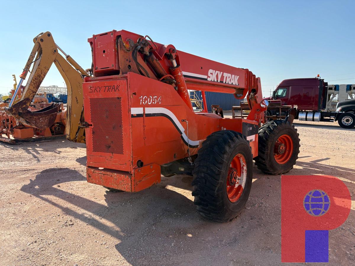 Used SKYTRAK 10054 10,000LBS TELEHANDLER