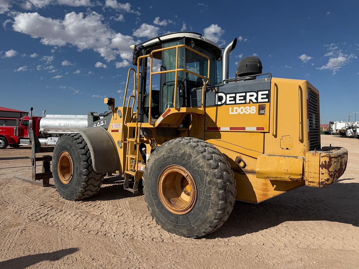 Used 2007 John Deere 644J wheel loader